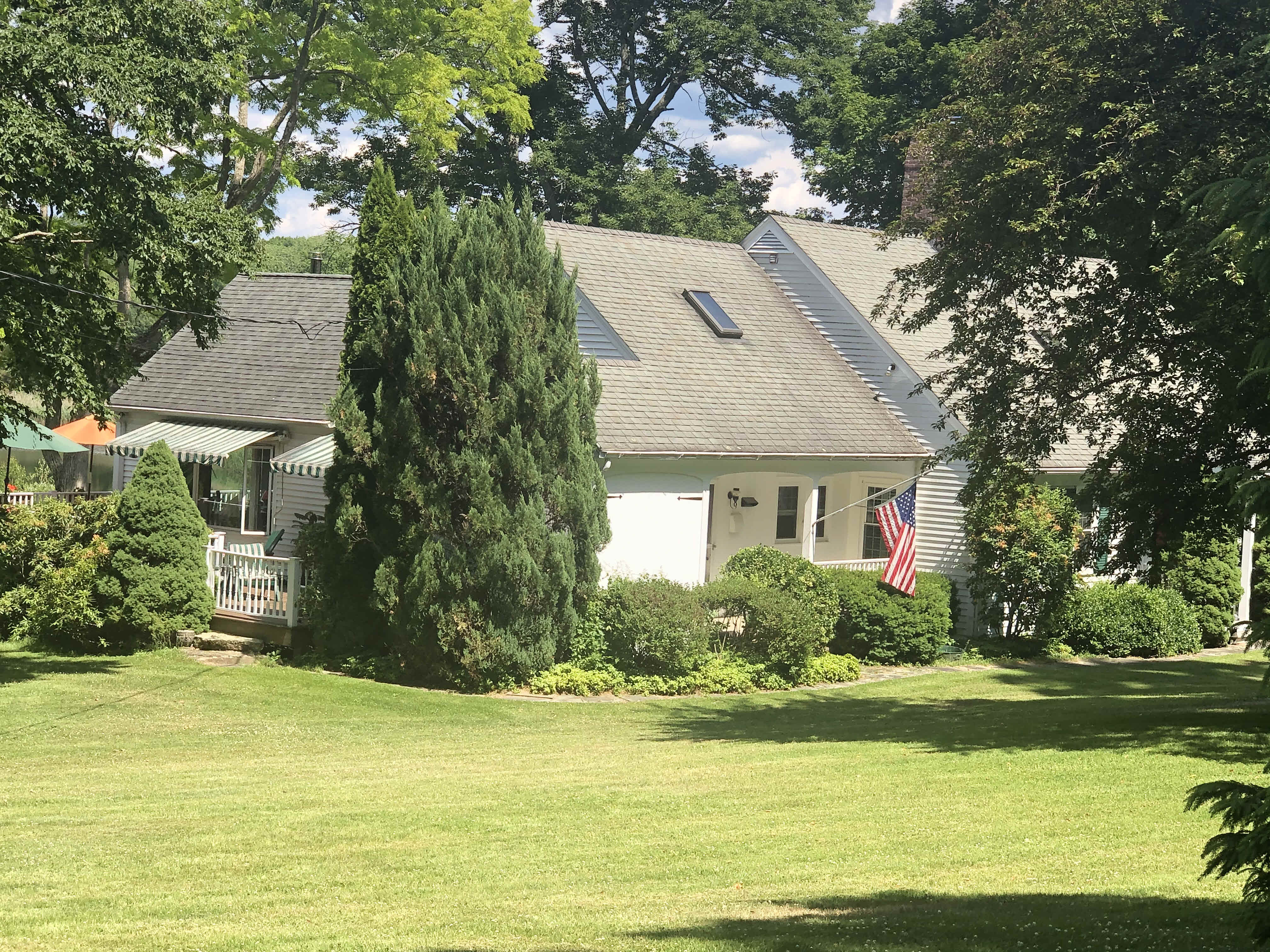 Building photograph for 49 RESERVOIR ROAD